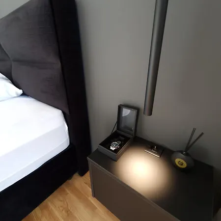 Smart Loft Apartment *